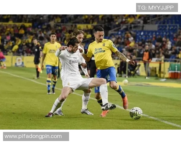 埃瓦尔与皇家马德里历史交锋记录分析及战绩回顾